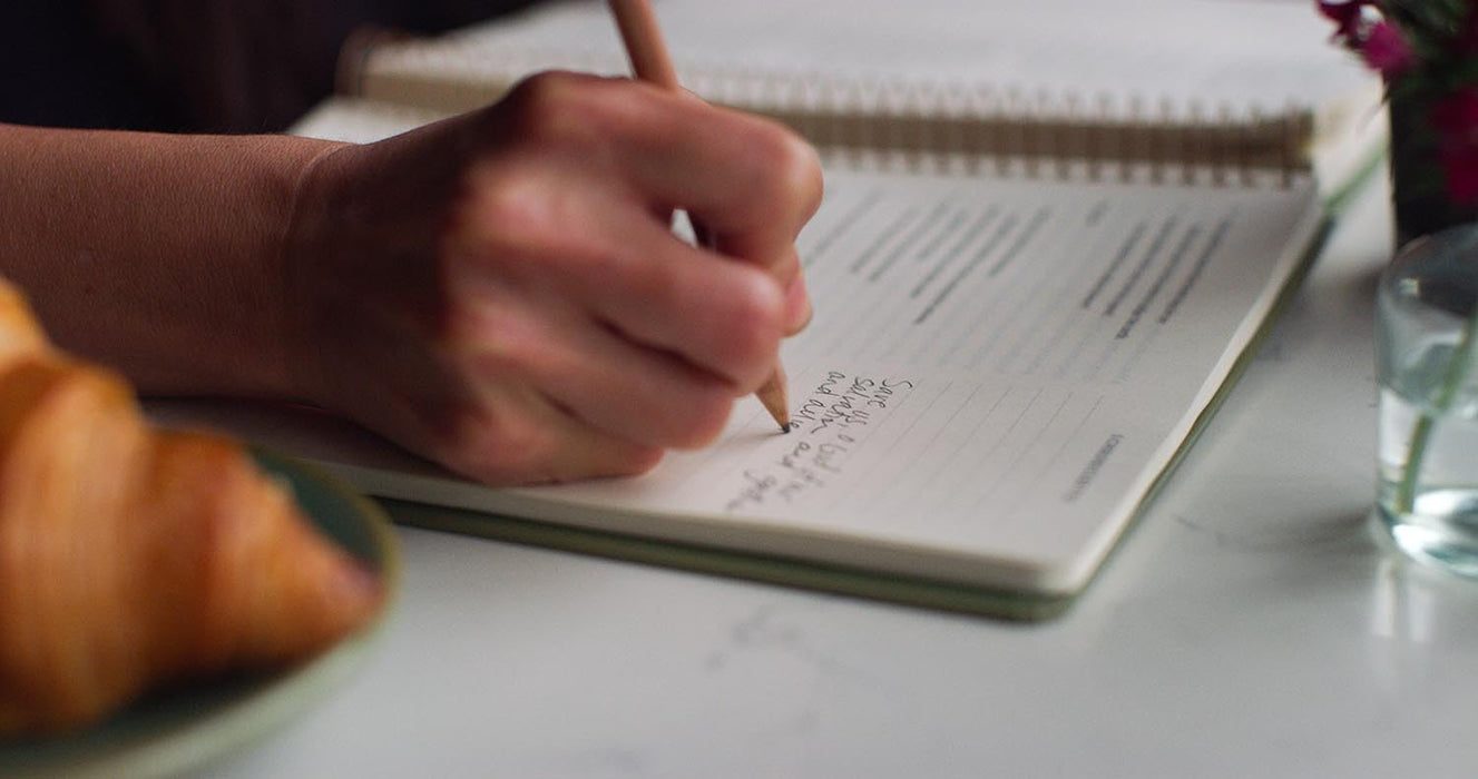 ESV Spiral-Bound Journaling Bible, History (Hardcover): Holy Bible, English Standard Version