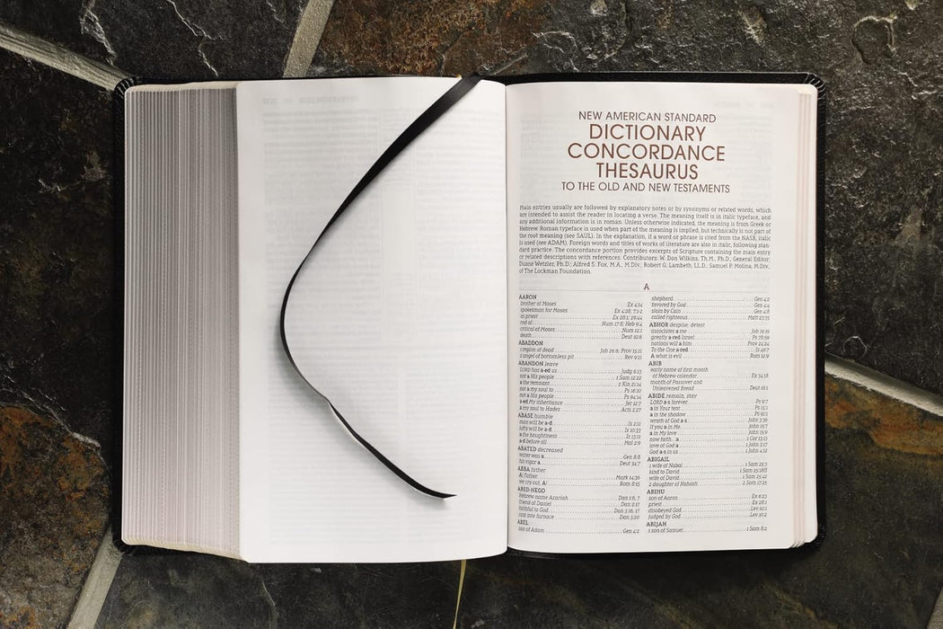 NASB: The Grace and truth Study Bible; Bonded Leather, Black, Red Letter, 1995 Text, Comfort Print