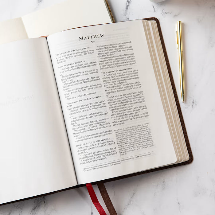 CSB Pastor's Bible, Verse-by-Verse Edition, Brown Bonded Leather