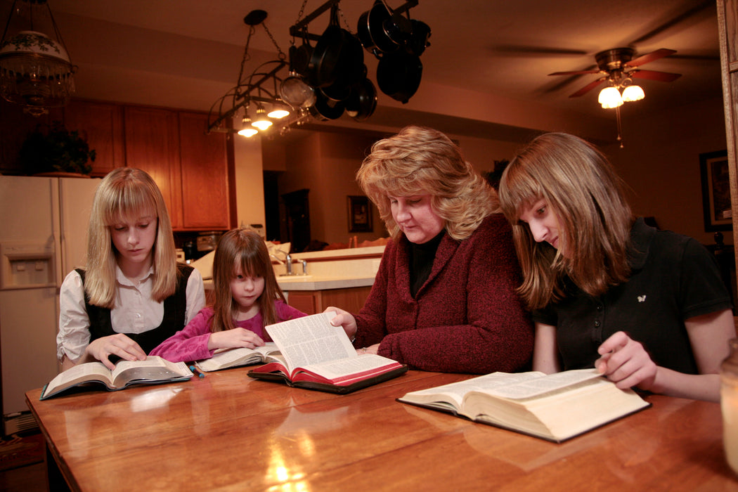 Family Bible Study Series Curriculum Guide